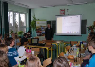 9 grudnia 2010 r. w Publicznym Gimnazjum w Przysusze odbyło się seminarium informacyjne projektu
