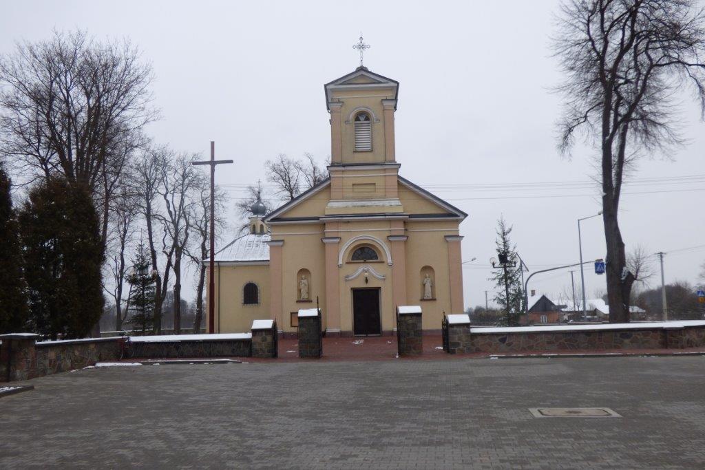 Rewitalizacja zabytkowego kościoła w miejscowości Mniszek (Gmina Wolanów)